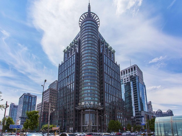 浙江塑胶车灯模具